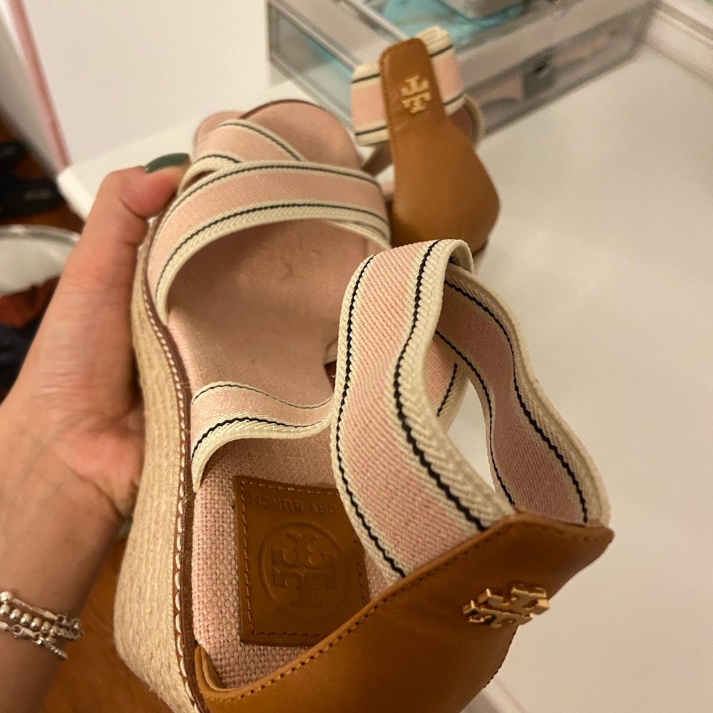 Tory burch sandals